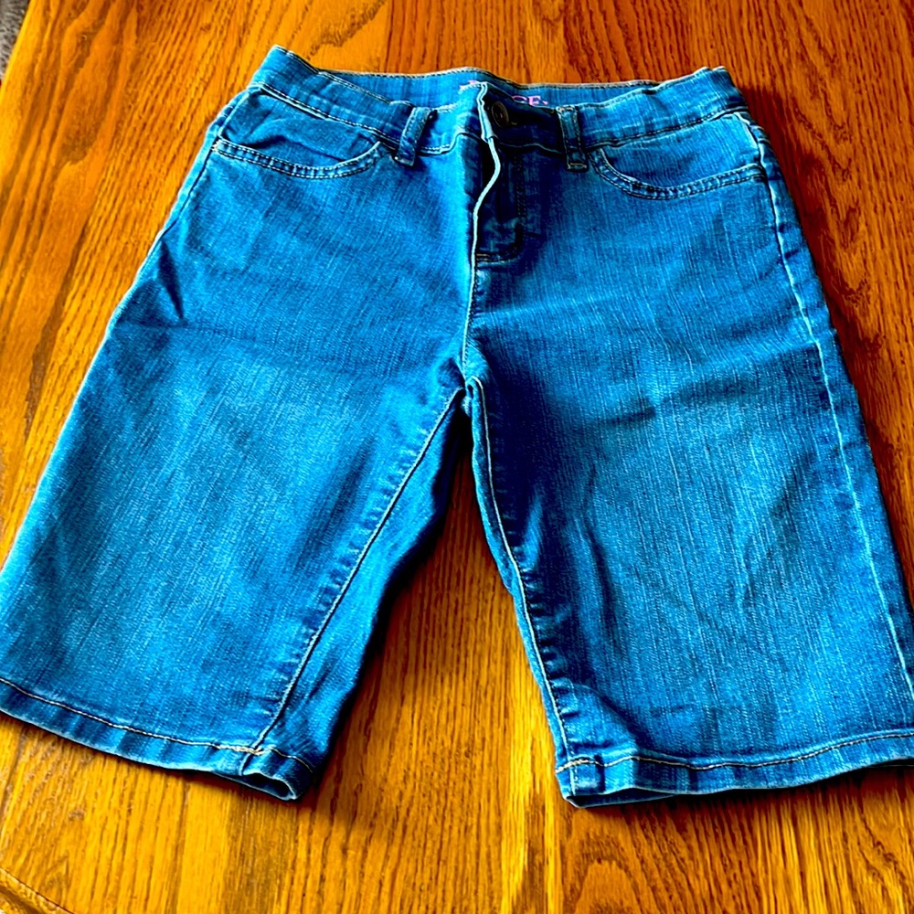 Childrens Place size 10 Bermuda Jean shorts